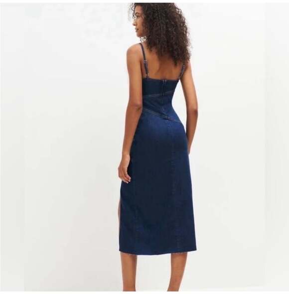 Reformation - Picture 2 of 9